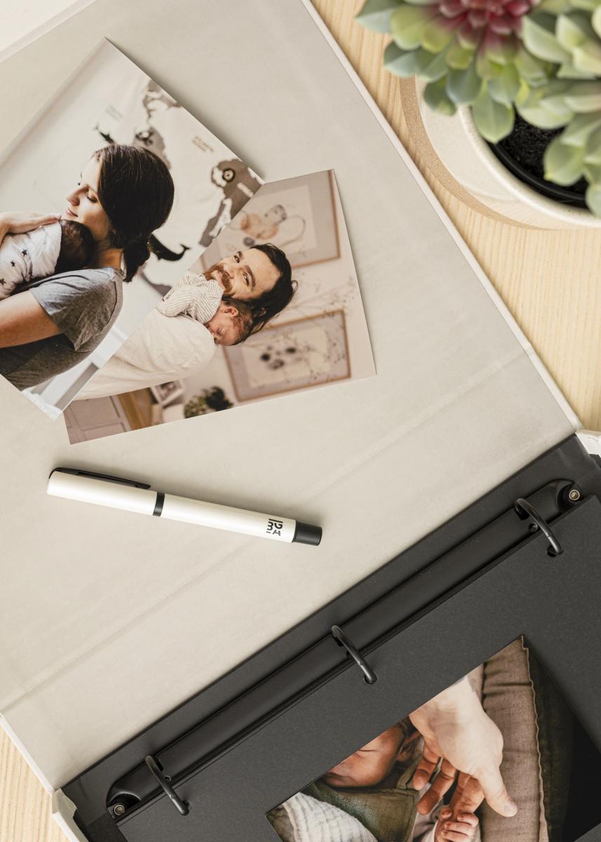 KAILA KAILA HI LITTLE ONE Grey - Coffee Table Photo Album (60 Zwarte zijden)