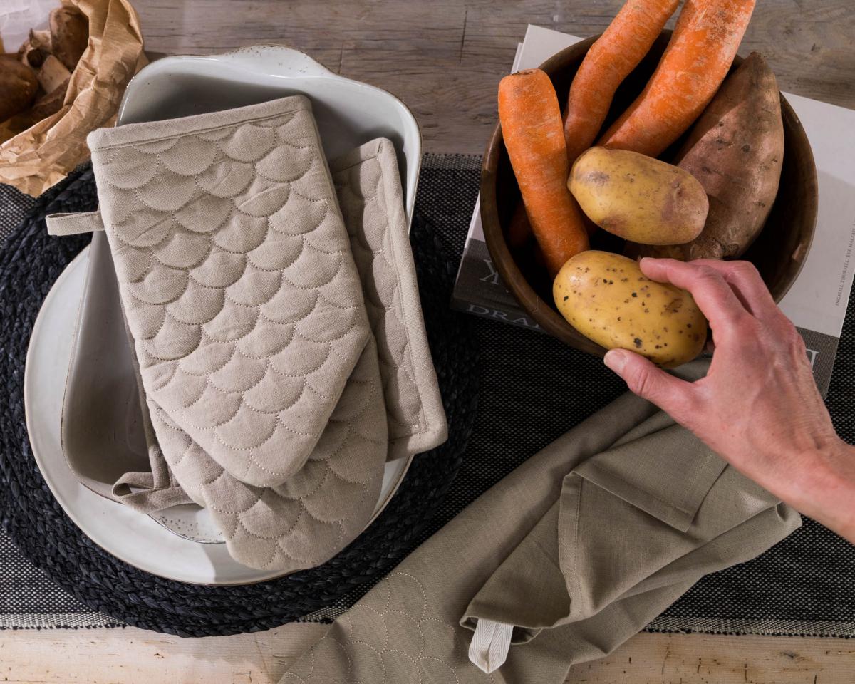 Redlunds Grillhandschoen Scales - Linnen