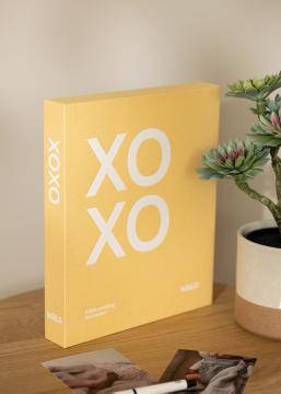 KAILA KAILA XOXO Yellow - Coffee Table Photo Album (60 Zwarte zijden)