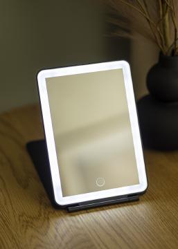 Bijwonen uitlokken Pijnboom Koop KAILA Make-up spiegel Travel LED Oplaadbaar Zwart 14x20 cm hier - BGA.NL Bijwonen uitlokken Pijnboom Koop KAILA Make-up spiegel Travel LED Oplaadbaar Zwart 14x20 cm hier - BGA.NL