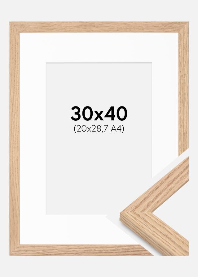 Ram med passepartou Fotolijst Tidlös Massief Eik 30x40 cm - Passe-partout Wit 21x29,7 cm