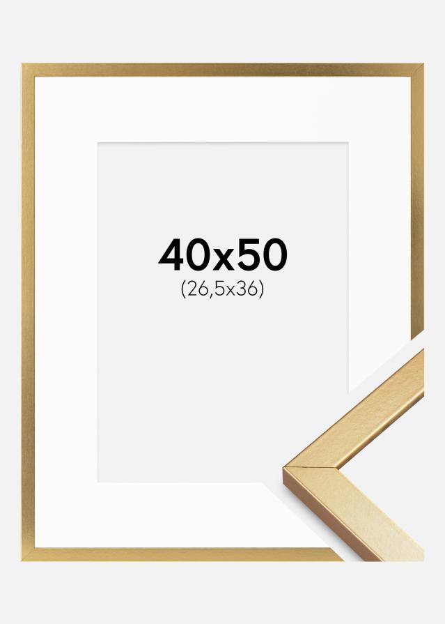 Ram med passepartou Fotolijst Minerva Goud 40x50 cm - Passe-partout Wit 27,5x37 cm