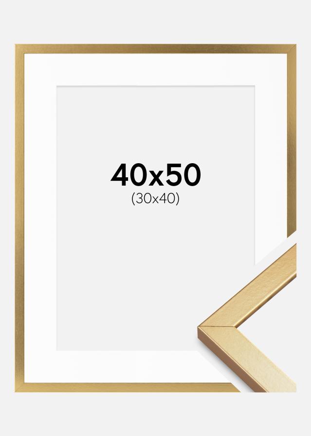 Ram med passepartou Fotolijst Minerva Goud 40x50 cm - Passe-partout Wit 31x41 cm