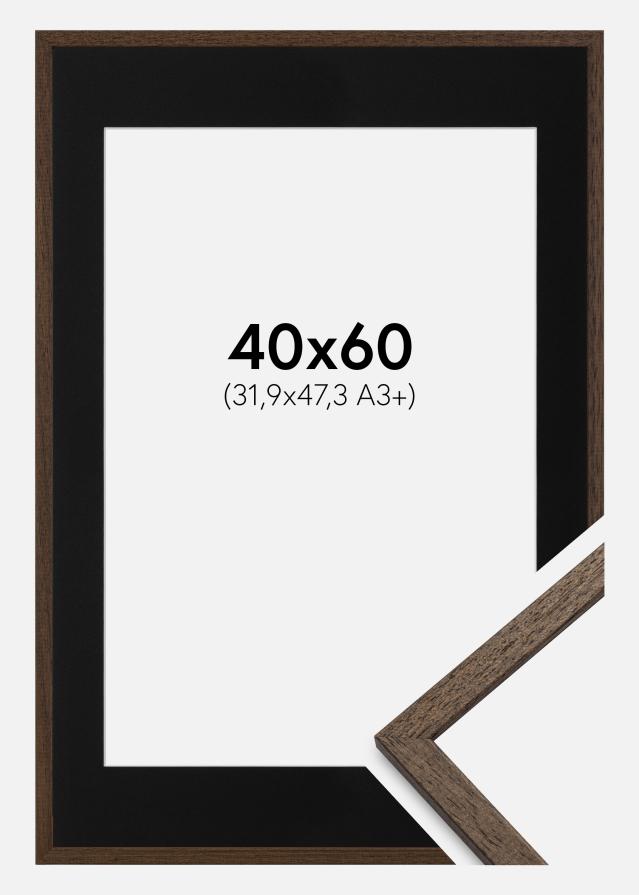 Ram med passepartou Fotolijst Edsbyn Walnoot 40x60 cm - Passe-partout Zwart 32,9x48,3 cm