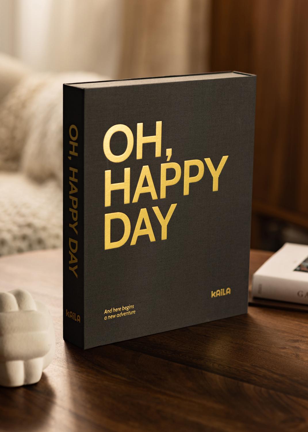 Product Image for KAILA OH HAPPY DAY Black - Coffee Table Photo Album (60 Zwarte zijden)