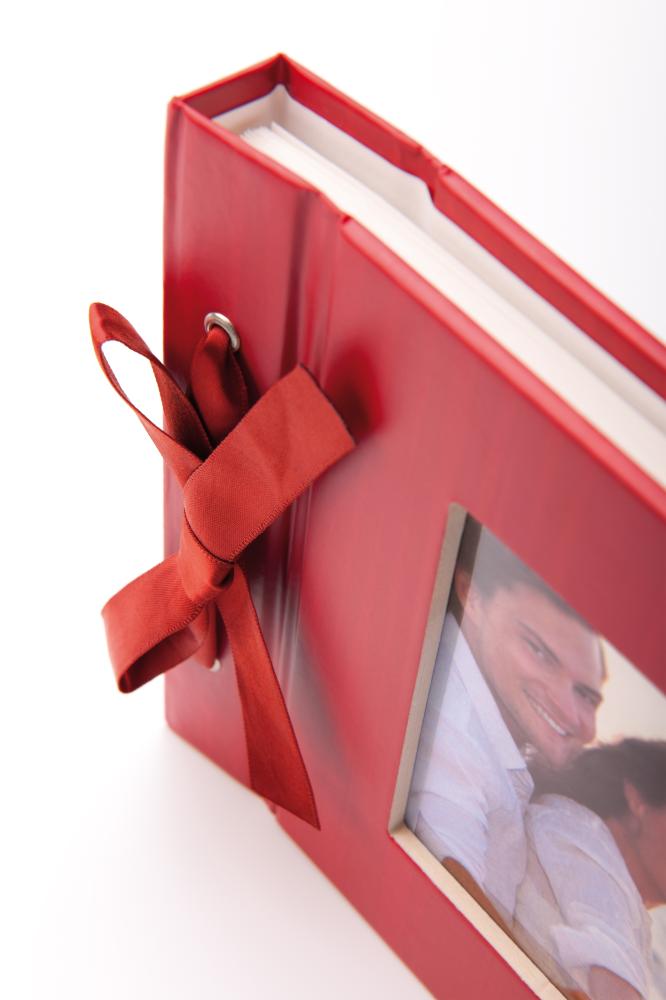 Walther Trendline Fotoalbum Rood - 23,5x16 cm (40 Witte zijden / 20 bladen)