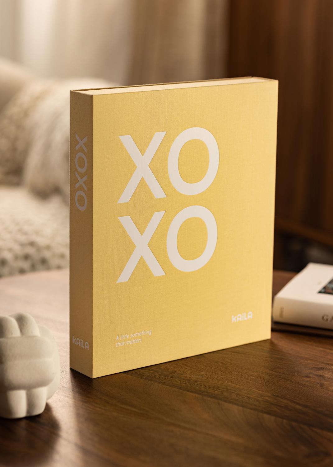 Product Image for KAILA XOXO Yellow - Coffee Table Photo Album (60 Zwarte zijden)