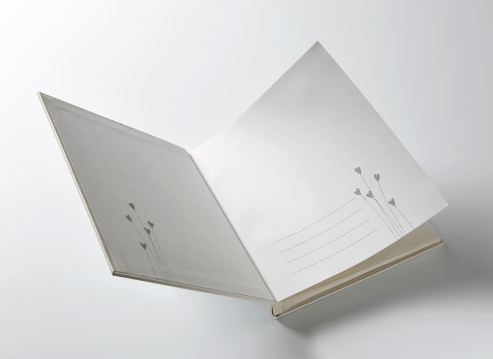 Walther Hart Trouwalbum Wit - 28x30,5 cm (50 Witte zijden / 25 bladen)