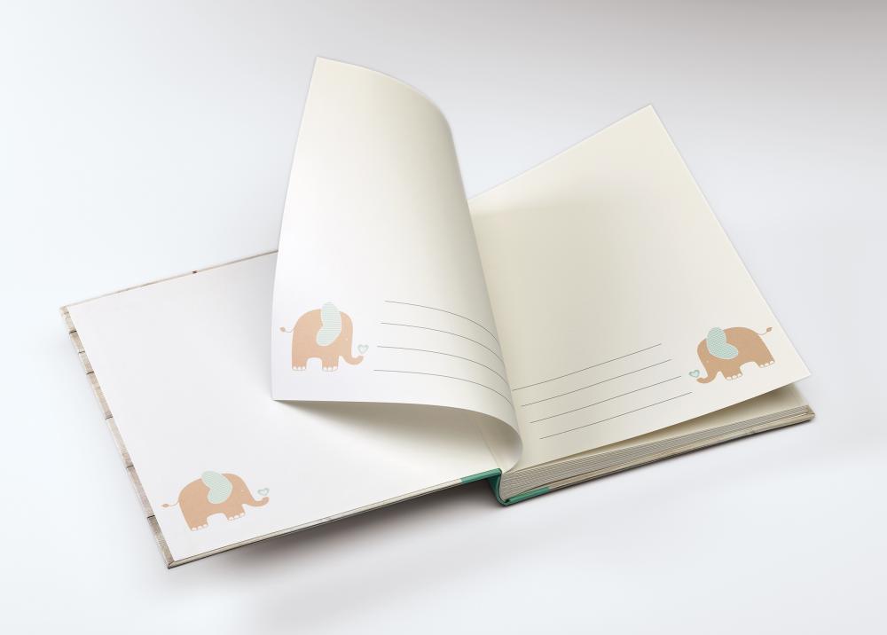 Walther Welcome Babyalbum Groen - 28x30,5 cm (50 Witte zijden / 25 bladen)