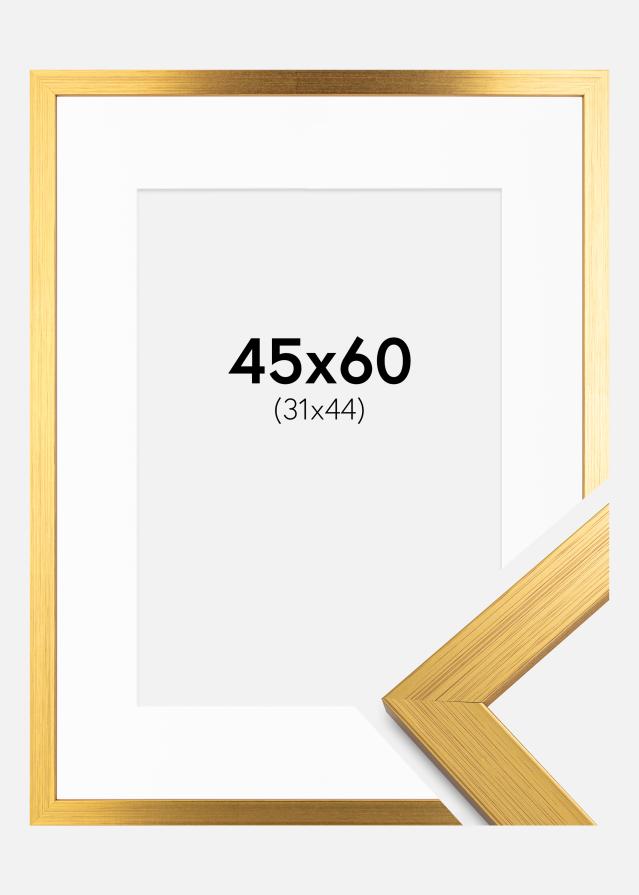 Ram med passepartou Fotolijst Gold Wood 45x60 cm - Passe-partout Wit 32x45 cm