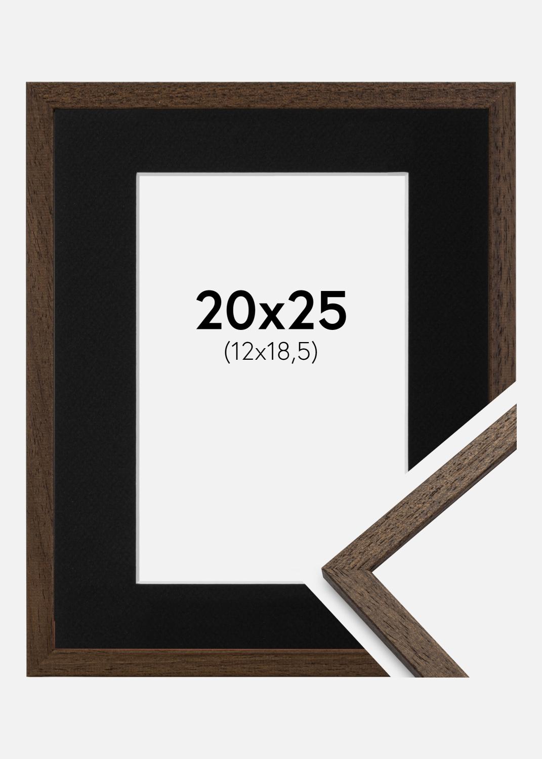 Product Image for Fotolijst Edsbyn Walnoot 20x25 cm - Passe-partout Zwart 13x19,5 cm