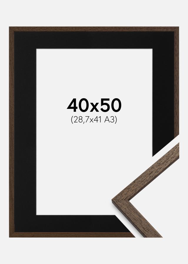Ram med passepartou Fotolijst Edsbyn Walnoot 40x50 cm - Passe-partout Zwart 29,7x42 cm (A3)